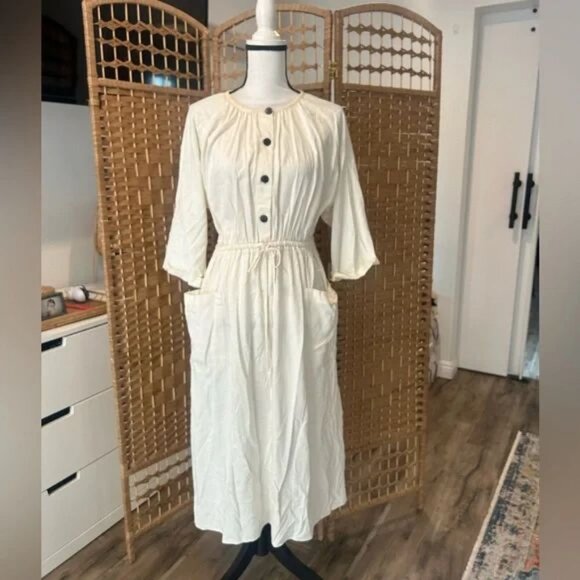 Dresses & Skirts - dress